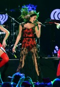 Селена Гомес (Selena Gomez) Z100’s Jingle Ball 2013 at Madison Square Garden in New York City - 13.12.13 - 94xHQ 7242da296581242