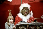 Гринч, похититель Рождества / How the Grinch Stole Christmas (Джим Керри, 2000) Fbf6e3297933317