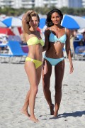 Эммануэла де Паула, Джессика Харт (Jessica Hart, Emanuela de Paula) Bikini Photoshoot on the Beach in Miami - 06.12.2013 -  285 HQ Ed5e26301831099