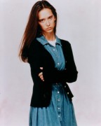 Дженнифер Лав Хьюитт (Jennifer Love Hewitt) Party of Five Season 3 Photoshoots - 6xHQ Ba5f92303552497