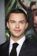 Николас Холт (Nicholas Hoult) Jack The Giant Slayer premiere held at TCL Chinese Theatre in Hollywood, 02.26.13 - 9xHQ 5072c0305538940