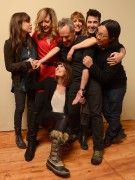 Эллен Пейдж  (Ellen Page) Portraits for 'Touchy Feely' - Village at the Lift, Sundance Park City,19.01.13 (8xHQ) 2321d2308170859