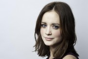 Алексис Бледел (Alexis Bledel) Sebastian Pira Photoshoot 2012 (8xHQ) D1268a308698139