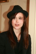 Эллен Пейдж (Ellen Page) To Rome with Love - Portrait Session 2012 - 24xHQ 699ef0308796456