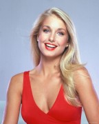 Heather Thomas Ad7cf5314527607