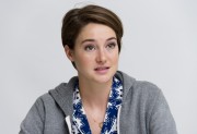 Шейлин Вудли (Shailene Woodley) The Fault In Our Stars press conference portraits by Magnus Sundholm (Beverly Hills, April 14, 2014) (20xHQ) 1586b0321689146