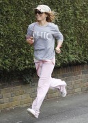 Джери Холливелл (Geri Halliwell) Out jogging in Hampstead, London - 30.03.14 - 18xHQ 3f20bf321694533