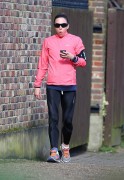 Мелани Чисхолм (Melanie Chisholm) jogging in North London - February 21, 2014 (16xHQ) 0a6d3d323179981