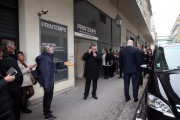 Виктория Бекхэм (Victoria Beckham) 2014-02-28 opens her first shop in shop at Printemps in Paris (56xHQ) 24611c324353670