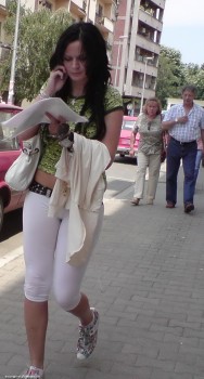 Camel toe o culo (candid street)