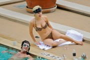 Лэди Гага / Lady Gaga - at Her Hotel Pool July 27th 2010 (54xHQ) Fd61df336187006