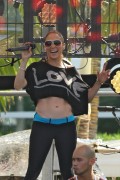 Дженнифер Лопез (Jennifer Lopez) Rehearsing for the IHeartRadio Pool Party in Miami Beach - June 28, 2014 - 91xUHQ 4cd014336190188