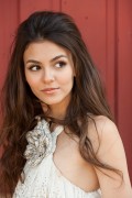 Виктория Джастис (Victoria Justice) Topanga Ranch Motel Fashion Shoot at Topanga Beach in California - January 23, 2011 (442xHQ) 6f966e336573773