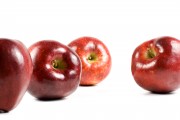 Красные яблоки на белом фоне (Red apple) A3677c336609703