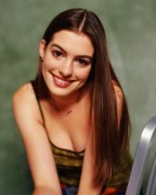 Энн Хэтэуэй (Anne Hathaway) фотограф Сhallenge Roddie (4xHQ) 2ffbad342564759