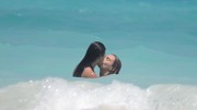 Кара Делевинь и Мишель Родригес (Michelle Rodriguez, Cara Delevigne) at beach in Cancún, Mexico, 2014.03.28 (58xHQ) 05d864349072408