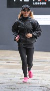 Джери Холливелл (Geri Halliwell) Seen out jogging in Hampstead, 26.08.2014 - 18xHQ 97b6b0349071517