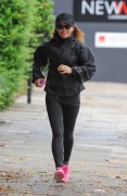 Джери Холливелл (Geri Halliwell) Seen out jogging in Hampstead, 26.08.2014 - 18xHQ Ae03a2349071580