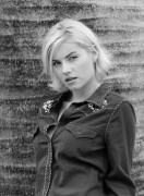 Элиша Катберт (Elisha Cuthbert) Mitch Stone Photoshoot - 13xHQ 5e5045349885606