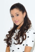 Ариана Гранде (Ariana Grande) SharpieHELLO event in New York City, 2012 (Portraits) - 23xHQ Bf4118355528785