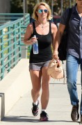 Бритни Спирс (Britney Spears) Leaving the gym in Westlake Village, 01.10.14 - 13xHQ 45e63f356856985