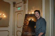 Кристиан Бэйл (Christian Bale) 'Batman Begins' Press Conference (2005) 4a0b1d356890391