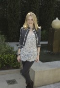 Дакота Фаннинг (Dakota Fanning) "The Runaways" press conference (Luxe hotel, Sunset Boulevard in Los Angeles, 2010-03-11) 0afe02357066957