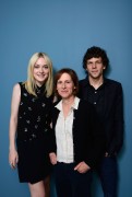 Дакота Фаннинг, Джесси Айзенберг (Jesse Eisenberg, Dakota Fanning) "Night Moves" Portraits by Larry Busacca, Toronto International Film Festival, Toronto, Canada 09/09/2013 - 7xHQ 752bcf357061740