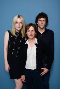 Дакота Фаннинг, Джесси Айзенберг (Jesse Eisenberg, Dakota Fanning) "Night Moves" Portraits by Larry Busacca, Toronto International Film Festival, Toronto, Canada 09/09/2013 - 7xHQ A2906c357061676