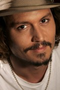 Джонни Депп (Johnny Depp) Photocall for Dead Man's Chest in LA June 22, 2006 (18xHQ) 4fddd4359772636