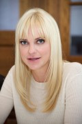 Anna Faris - Страница 3 4c6a1d361071975