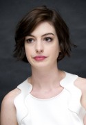 Энн Хэтэуэй (Anne Hathaway) Interstellar Press Conference, Four Seasons Los Angeles, Beverly Hills, 10.26.14 (29xHQ) 7ee502361072068