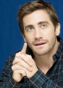Джейк Джилленхол (Jake Gyllenhaal) "Love and Other Drugs" - Photocall, Los Angeles, 11/07/2010 (8xHQ) D82601363033594
