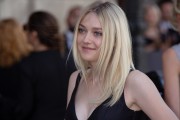 Dakota Fanning - Страница 4 A714fd364176700