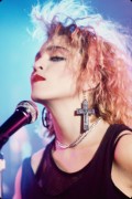 Мадонна (Madonna) PromosStills of Performing Crazy For You in Vision Quest 1985 (15xHQ) 23542d366908086
