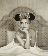 Мадонна (Madonna)  Herb Ritts Photoshoot 1987 - 1xHQ A389de366911152