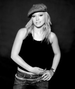 Хилари Дафф (Hilary Duff) Renaud Corlouer Photoshoot 2004 - 43xHQ C15dda367213065