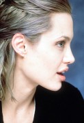 Анджелина Джоли (Angelina Jolie)   Girl, Interrupted press conference 1999 (13xHQ) 64628a367524832
