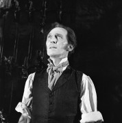 Грех Франкенштейна / The Evil of Frankenstein (1964) 2480a7376881963