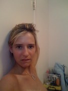 [Image: 959a7a378131578.jpg]