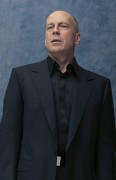 Брюс Уиллис (Bruce Willis)  Live Free or Die Hard press conference (Los Angeles, June 1, 2007) Ec482e381916783