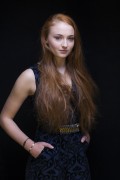 Софи Тернер (Sophie Turner) 'Another Me' Portrait Session - The 8th Rome Film Festival (26xHQ) 1eea87382204006