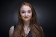 Софи Тернер (Sophie Turner) 'Another Me' Portrait Session - The 8th Rome Film Festival (26xHQ) 95b0ea382203890