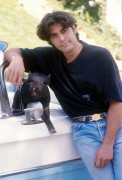 Джордж Клуни (George Clooney) фотограф Mark Leivdal, 1989 (8xHQ)  48b606382888122
