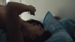1de205383810351.jpg