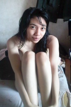 Cewek telanjang