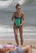 Сара Джессика Паркер (Sarah Jessica Parker) on the beach in Montauk, 17.08.2014 (29xHQ) 9f956a387413238