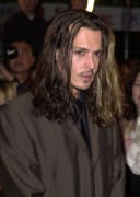 Джонни Депп (Johnny Depp) Blow Premiere (Hollywood, March 29, 2001) (59xHQ) A075aa387966478