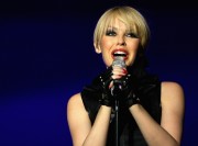 Кайли Миноуг (Kylie Minogue) performs at the Nobel Peace Prize Concert (35xHQ) 74d806390111332