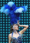 Кайли Миноуг (Kylie Minogue) Show Girl Tour 2005 (15xHQ) A00a23390111431